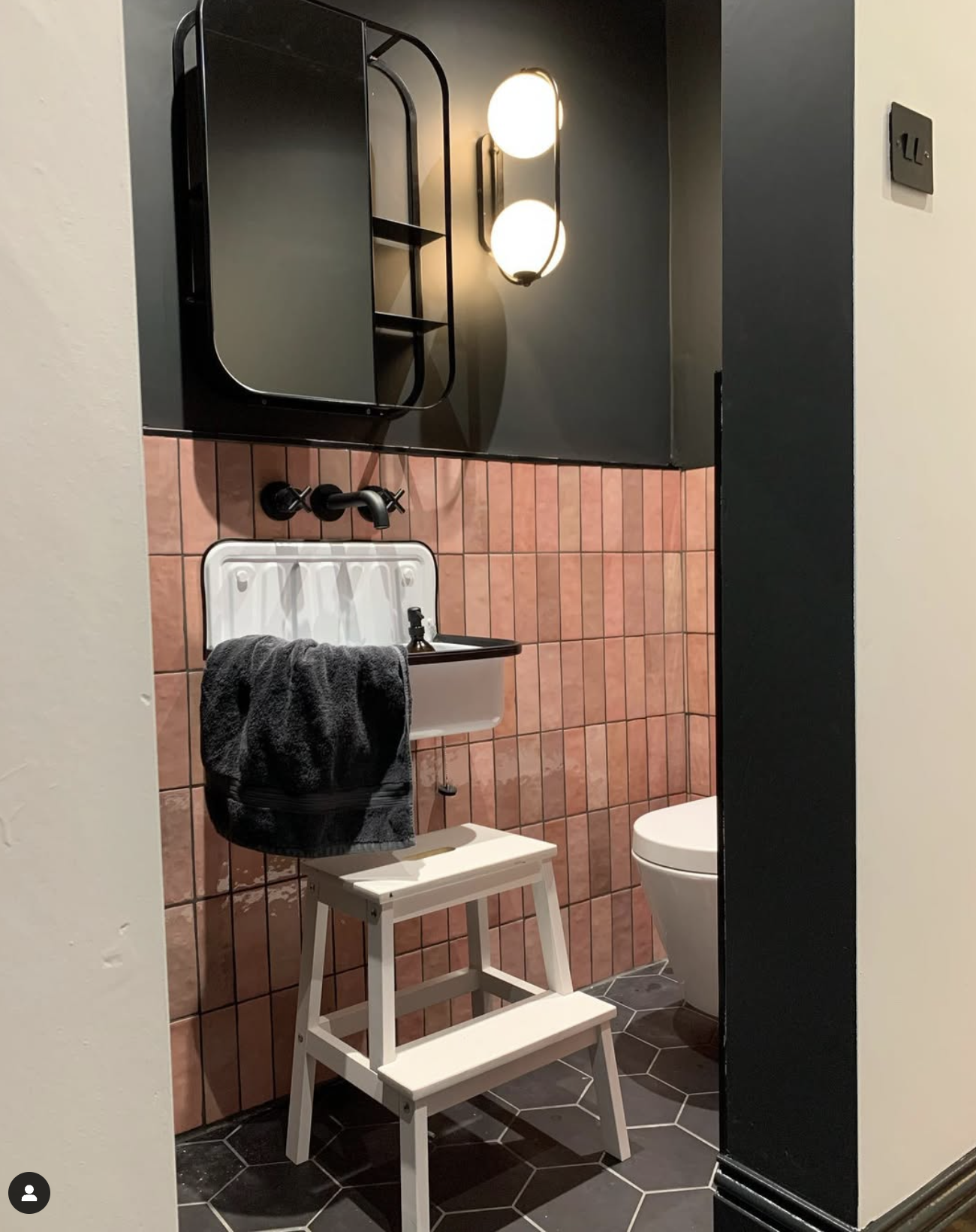 downstairs loo pink & black
