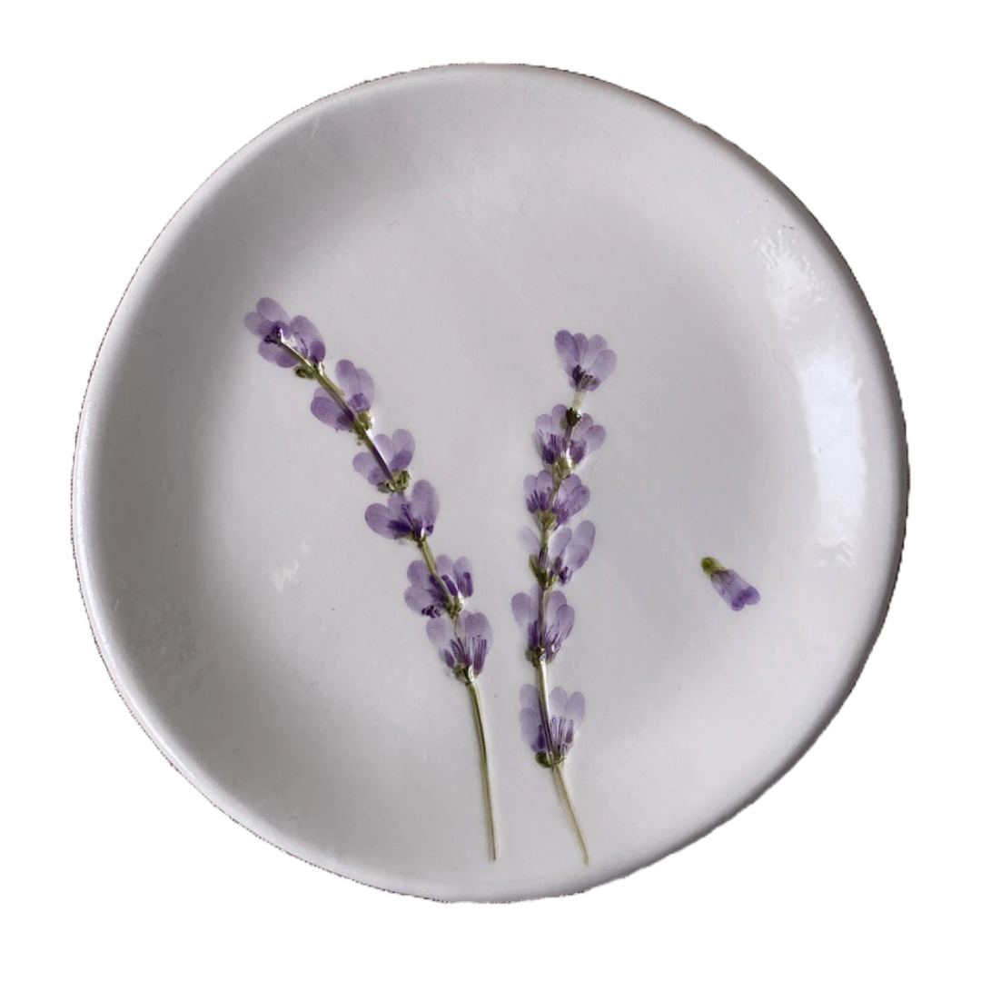 FLOWERED PLATE M - Lavender