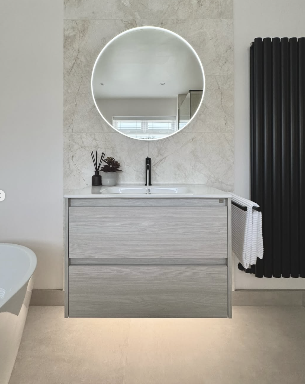 family bathroom - Photo 1