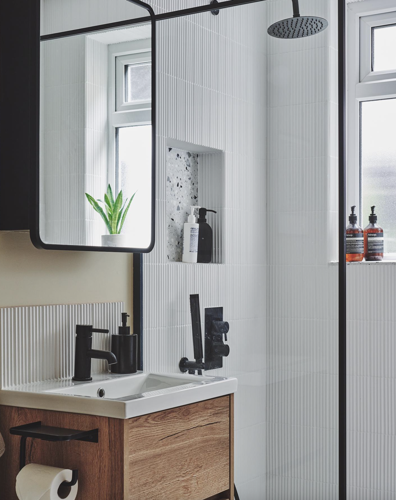 bathroom 2 - Photo 2